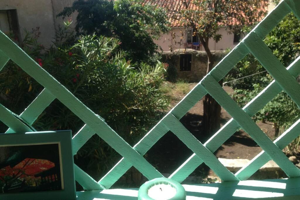 Grand LOFT 73m2 Renové Centre Ville vue jardin 8 couchages Sète Esterno foto